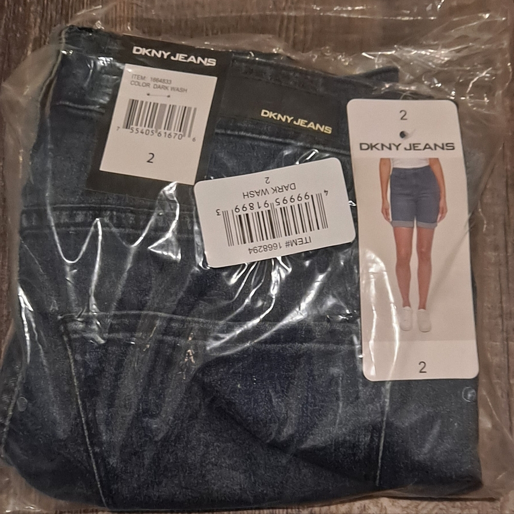 DKNY Dark Blue Wash Jean Shorts Size 2